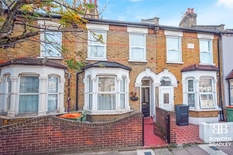 3 bedroom terraced house for sale, Friars Road, London