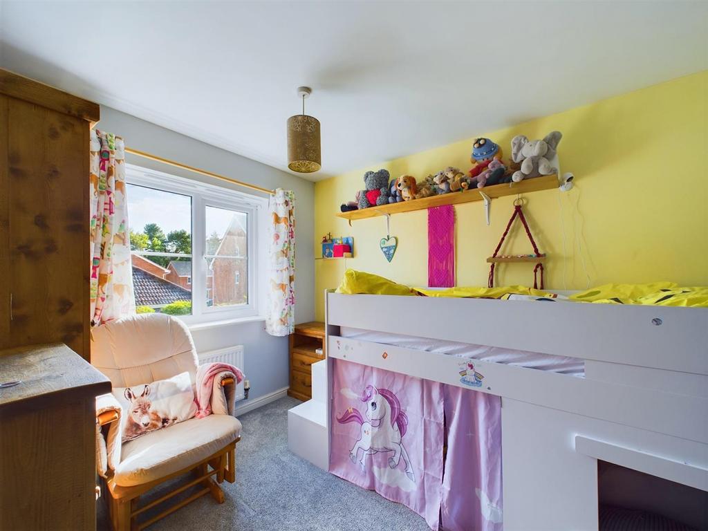 Bedroom: