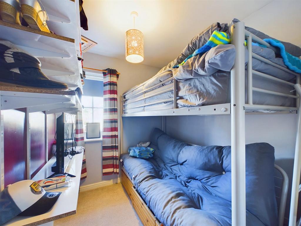 Bedroom: