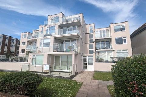 2 bedroom apartment for sale, Bembridge Lodge, Marine Parade East, Lee-On-The-Solent, Hampshire, PO13