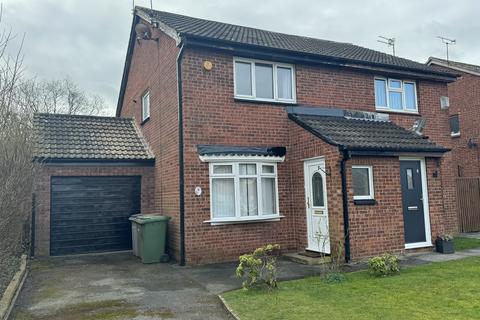 2 bedroom semi-detached house to rent, Stourport Close, Wirral CH49