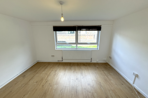 1 bedroom flat for sale, Pelham Road, Ilford IG1