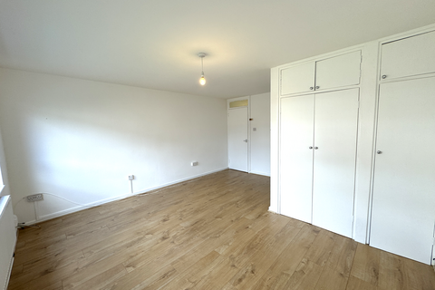 1 bedroom flat for sale, Pelham Road, Ilford IG1