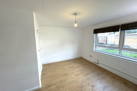 1 bedroom flat for sale, Pelham Road, Ilford IG1