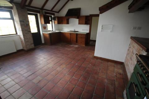 4 bedroom barn conversion for sale, Ffordd Pennant, Eglwysbach