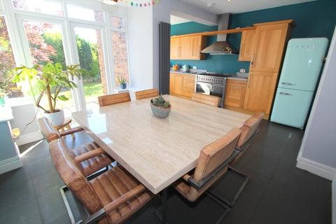 2 bedroom semi-detached house for sale, Thorntree Drive, West Monkseaton, NE25