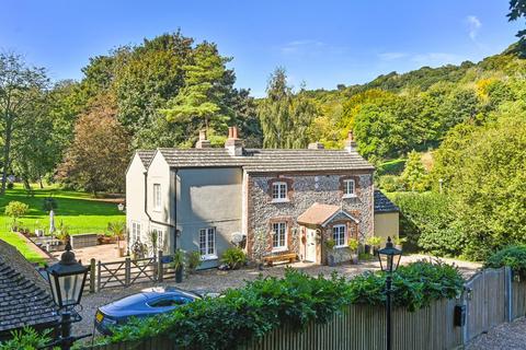 Waterfall Cottage Alkham Road, Temple Ewell, Dover, CT16 3EE