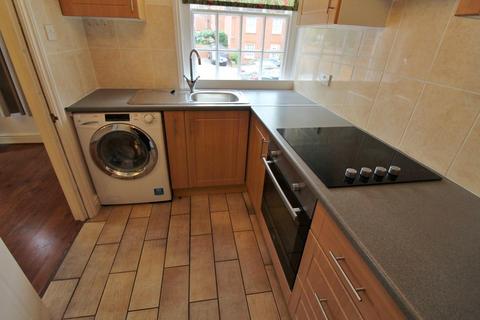 2 bedroom flat to rent, Henley Road, Ipswich, IP1