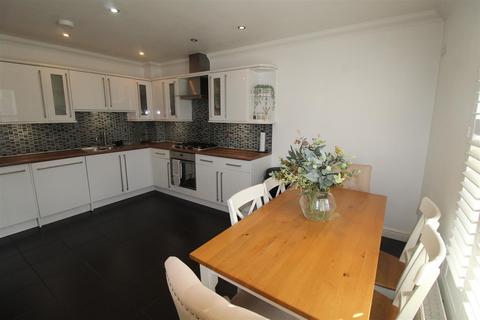 3, Windmill Court Broadway, Sheerness, ME12 1TF