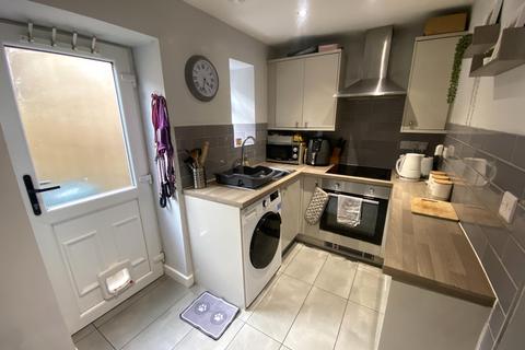 1 bedroom semi-detached house for sale, Bryn Y Ffynnon Road, Brymbo, Wrexham, LL11