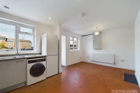 184 Bryn Offa, Wrexham, LL13 7UA