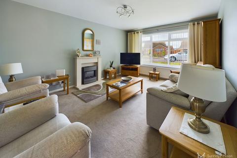 8 Durrell Close, Eastbourne, BN23 7AN