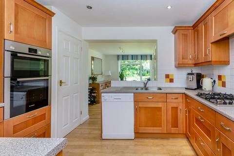 10 Linfields, Amersham, HP7 9QH