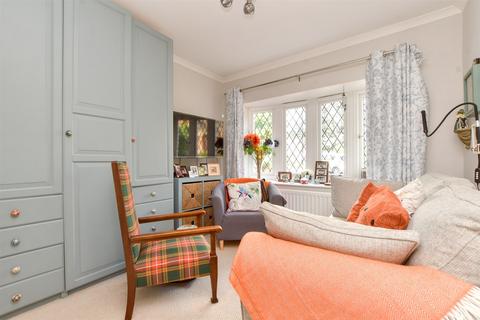 25 Abercorn Close, South Croydon, CR2 8TG