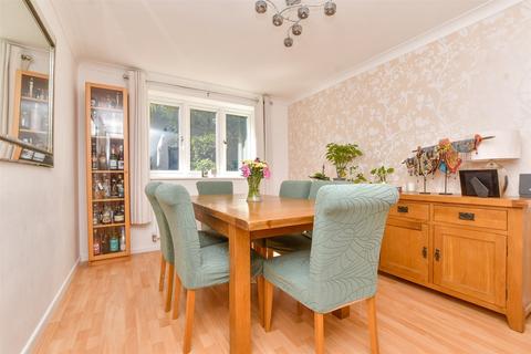 25 Abercorn Close, South Croydon, CR2 8TG