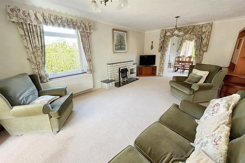 3 bedroom detached bungalow for sale, Fordingbridge