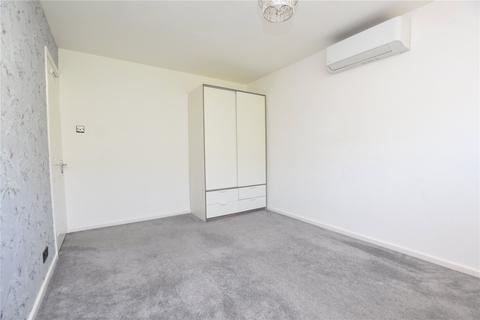 10 Bradford Road, Tingley, Wakefield, WF3 1JZ