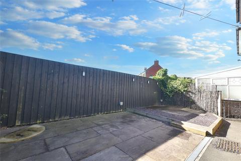 10 Bradford Road, Tingley, Wakefield, WF3 1JZ