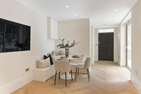 4 bedroom flat for sale, Redcliffe Gardens, London, SW10