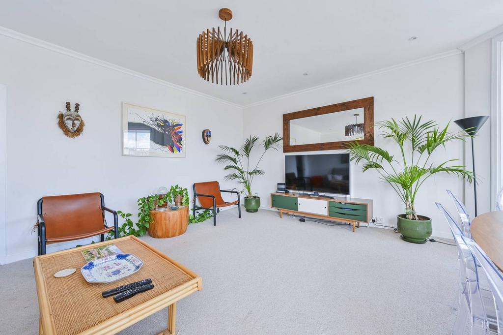 Harley Street, Marylebone, London, W1G 2 bed flat to rent £4,500 pcm