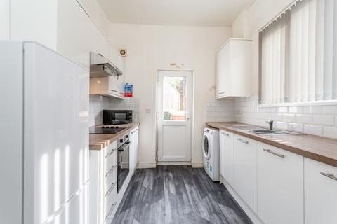 4 bedroom terraced house for sale, Barnsley S70