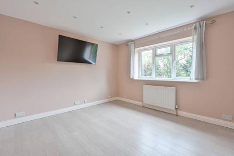 3 bedroom end of terrace house to rent, Canterbury Road, Stoughton, Guildford, GU2