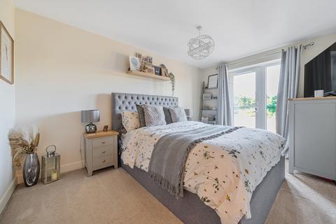 2 bedroom apartment for sale, Webster Close, Bracknell, Berkshire