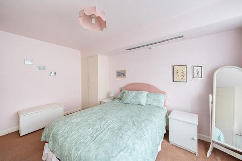 2 bedroom maisonette for sale, Cyprus Road,  Finchley,  N3