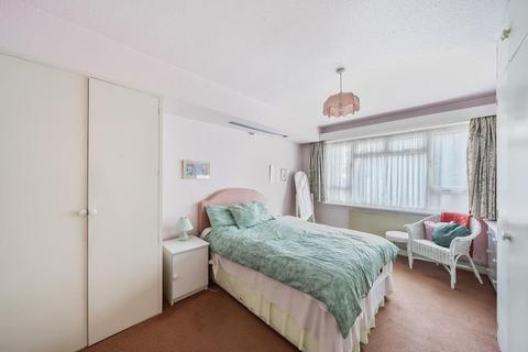 2 bedroom maisonette for sale, Cyprus Road,  Finchley,  N3