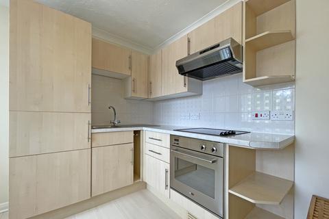 1 bedroom maisonette for sale, Ardrossan Gardens,  Worcester Park, KT4