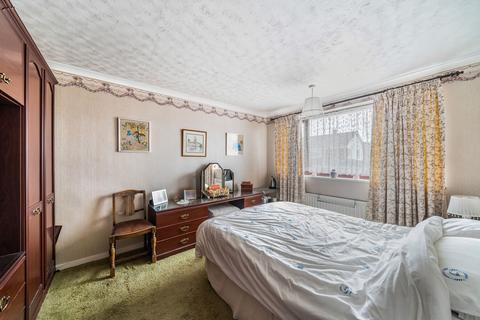 52 Keats Close, Wootton Bassett, Swindon, SN4 8HH