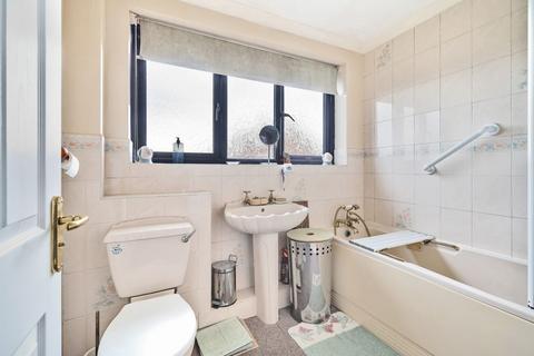 52 Keats Close, Wootton Bassett, Swindon, SN4 8HH