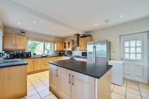 5 bedroom detached house for sale, Ray Lea Road, Maidenhead, Berkshire