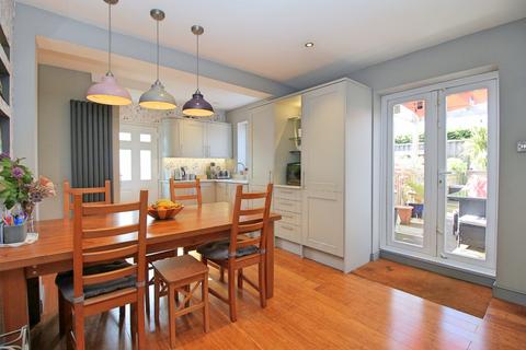 13 Park Close, Bingley, BD16 4EW