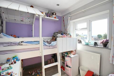 13 Park Close, Bingley, BD16 4EW
