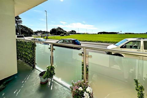 1 bedroom apartment for sale, South Terrace, Littlehampton, West Sussex