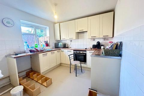 2 bedroom apartment to rent, Potters Field, Harlow