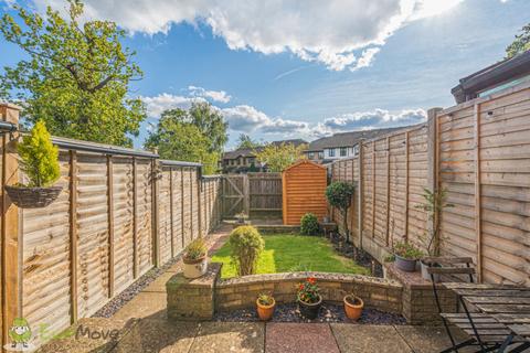 31 Horseshoe Crescent, Burghfield Common, Reading, RG7 3XW