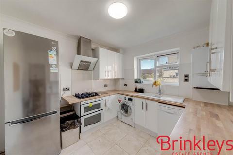 2 bedroom maisonette to rent, Acacia Grove, London