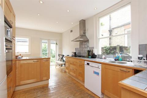 4 bedroom townhouse for sale, Glendarvon Street, London