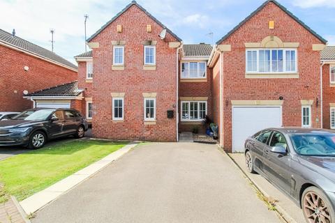 3 bedroom townhouse for sale, Rose Farm Meadows, Altofts WF6