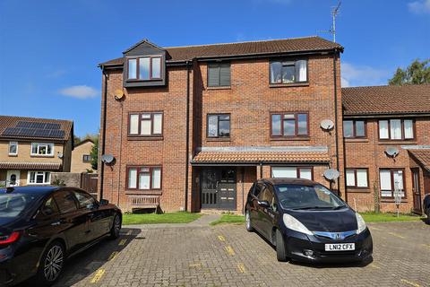 1 bedroom flat for sale, Limeslade Close, Fairwater, Cardiff