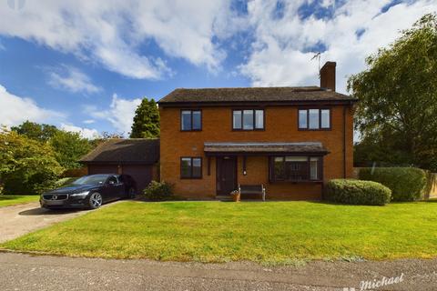 4 bedroom detached house for sale, The Pightle, Oving, Aylesbury, Buckinghamshire