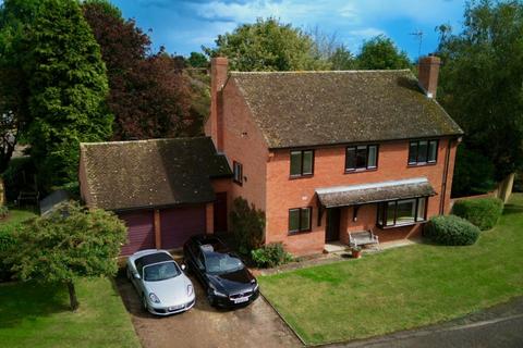 4 bedroom detached house for sale, The Pightle, Oving