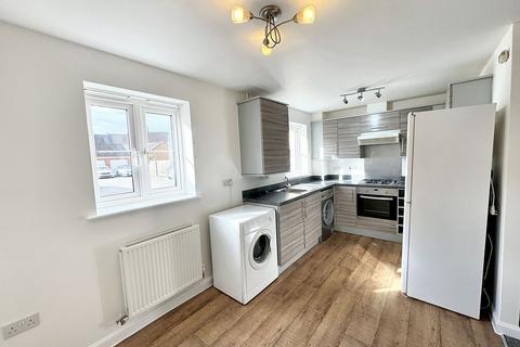 2 bedroom apartment to rent, Morse Road, Taunton TA2