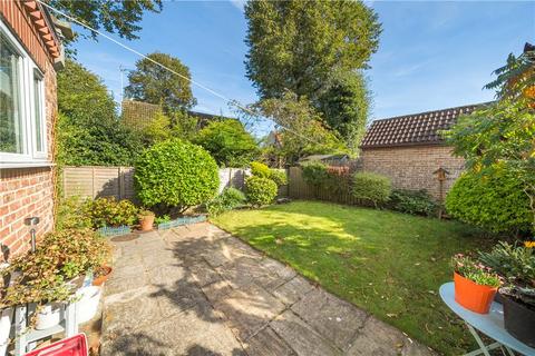 3 Burns Way, Clifford, Wetherby, LS23 6TA