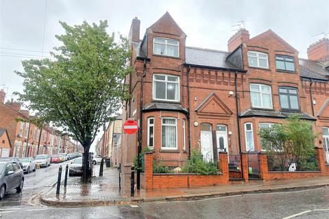 5 bedroom end of terrace house for sale, Melbourne Road, Leicester LE2