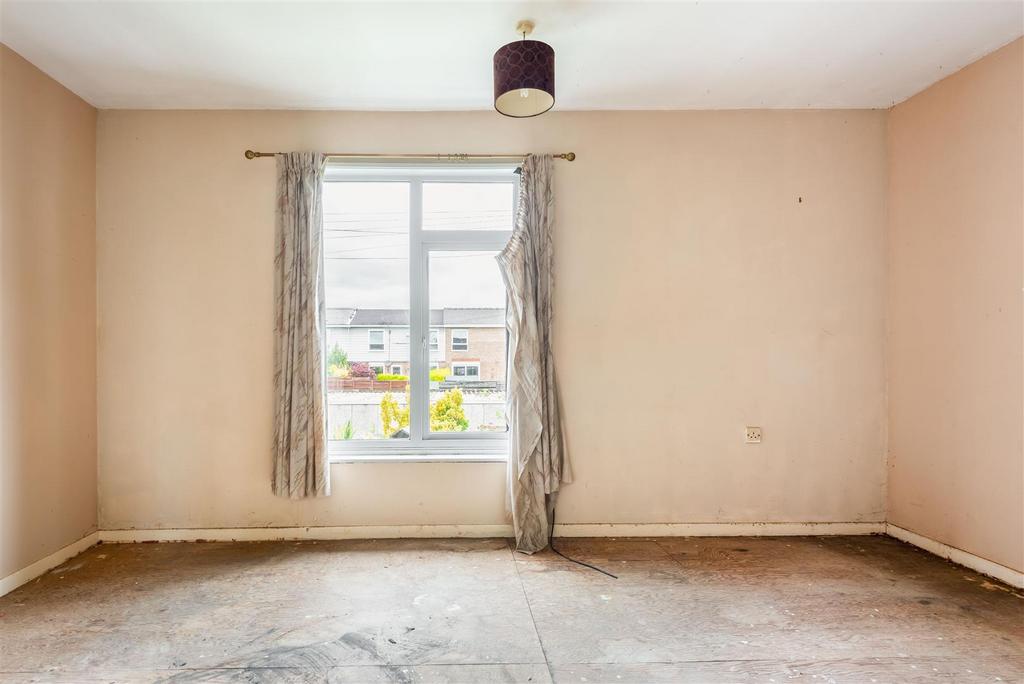 9 Hazlebarrow Close-12.jpg