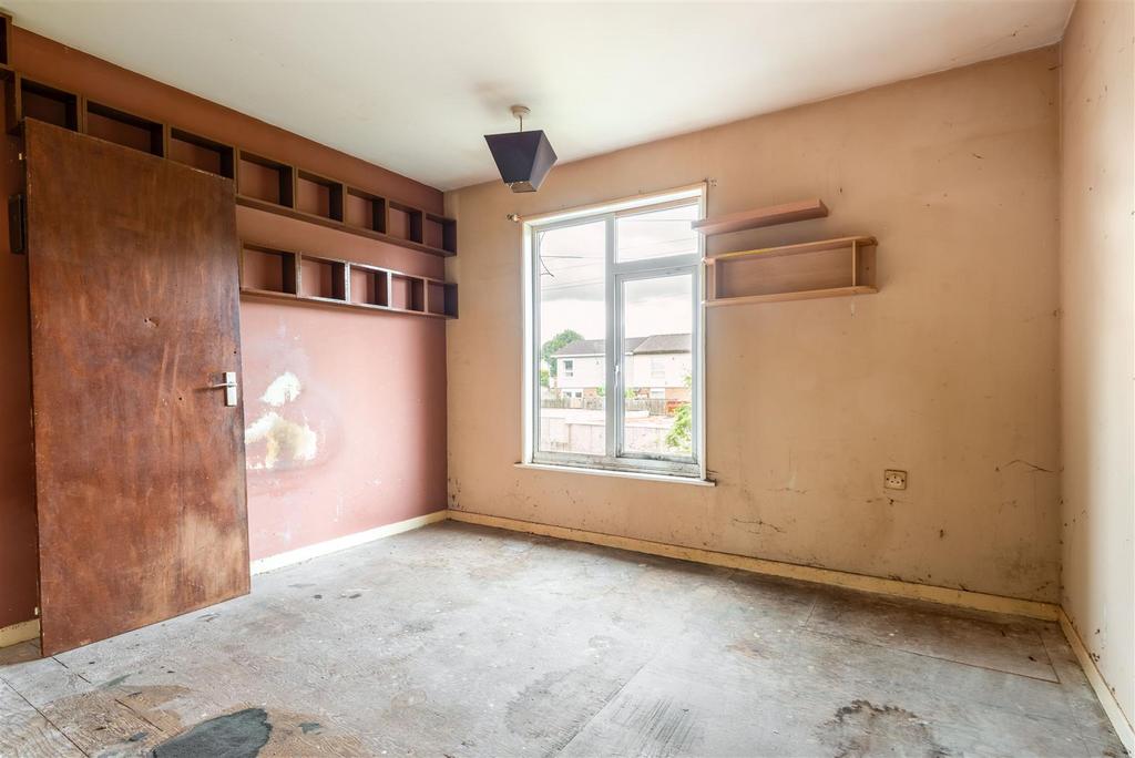 9 Hazlebarrow Close-15.jpg