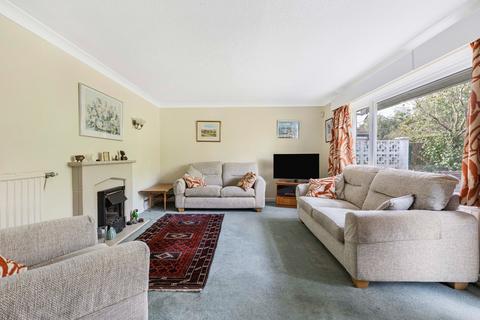 4 bedroom detached bungalow for sale, Kings Grove, Cambridge CB23